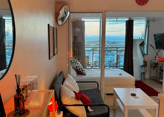 Apartamento At Sm Bicutan Gj *
